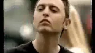 للعشاق الحب 