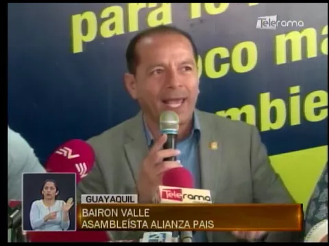 Un grupo de Alianza Pais Apoya consulta pero bajo observaciones