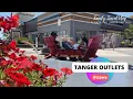 TANGER OUTLETS OTTAWA Shopping-Mall featuring a variety of outlet stores Family Travel Vlog