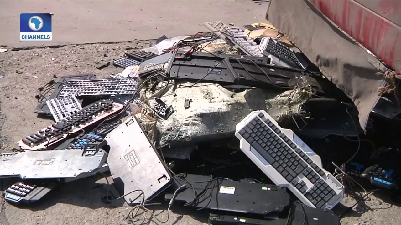 How Unmanaged e-Waste Can Be Hazardous To Man Pt.3 |Earthfile|