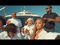 Download Lagu Mahostela 97 f.t Shenge wasehlalankosi-Ngikheth' utshwala (Official Music Video)