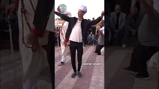 رقصة الحاج المطلوب بزاااف علي اغنية مايكل جاكسون 