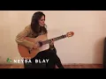 Ojos de Diamante versión acústica Neyssa Blay en film club café