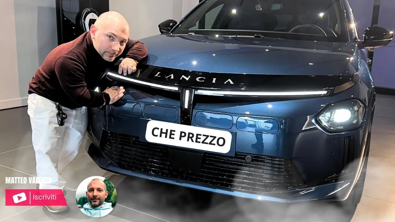 LANCIA Y diventa AUTO PREMIUM con Cassina... ma HA SENSO?