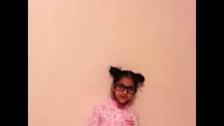 بنت تقلد بلقيس فيديو كليب بلقيس مجنون 