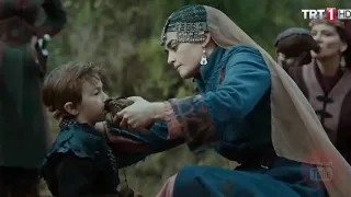 شوق يدفعني لأراها أمي ذكرى لا إنساها دندنها