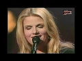 Download Lagu Sunday Morning Coming Down - Trisha Yearwood and Kris Kristofferson - live 1999