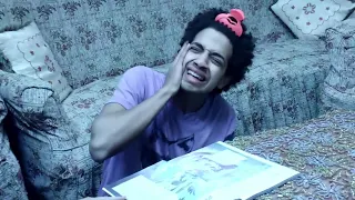 الفرق بين الام الاجنبيه والام المصريه لما تعلم بنتها 