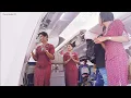 Download Lagu Pramugari Cantik Lion Air saat Menyambut Penumpang di dalam Pesawat Airbus A330-900 Neo