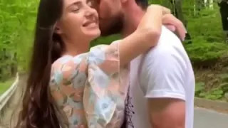 حبك أحلا مافي الدنيا 