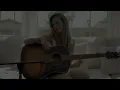 It Is Well / Sou Feliz - Lari Basilio