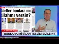 Download Lagu Ankara'da Meclis bahçesi önüne gelen bir kişi beyaz renkli \