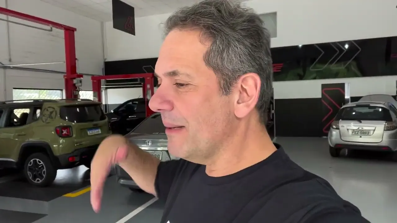 Carro mais "velho"tá complicado de manter.