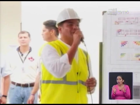 Correa visitó escuelas repotenciadas