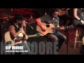 Kip Moore 'Lean On Me ... Hey Pretty Girl'