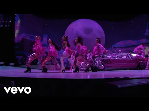 Download MP3 Ariana Grande - 7 rings (Live From The Billboard Music Awards / 2019)