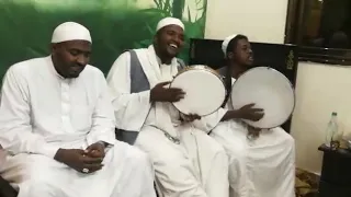 مدحة الشوق على المختار الجمال المادح انس ودالمنصور 