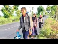 Download Lagu KETEMU SATU KELUARGA NANGIS  BINGUNG MAU PULANG KEMANA.?JALAN KAKI TERL@NTAR DIJALANAN TANPA TUJUAN 