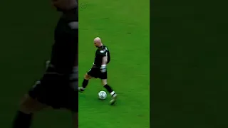 When Barthez Bored As Goalkeeper 