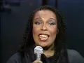 Roberta Flack Sings "Tonight I Celebrate My Love" | David Letterman