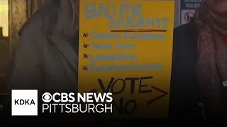 Parents at meeting urge school board to vote against closures