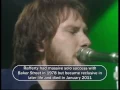 Download Lagu Stuck in The Middle With You - Stealers Wheel