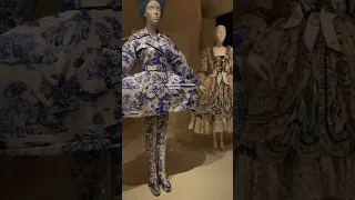 Marie Antoinette Exhibition At The V A London Fashionexhibition 