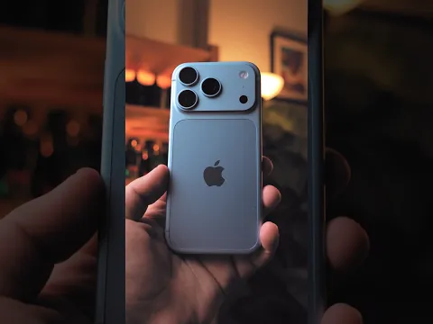  الآيفون الجديد بلونه المميز 🩵iPhone 18 Pro Glacier #iphone18 #iphone18pro #iphone18promax