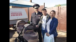 Омичка едва не родила двойню в патрульной машине
