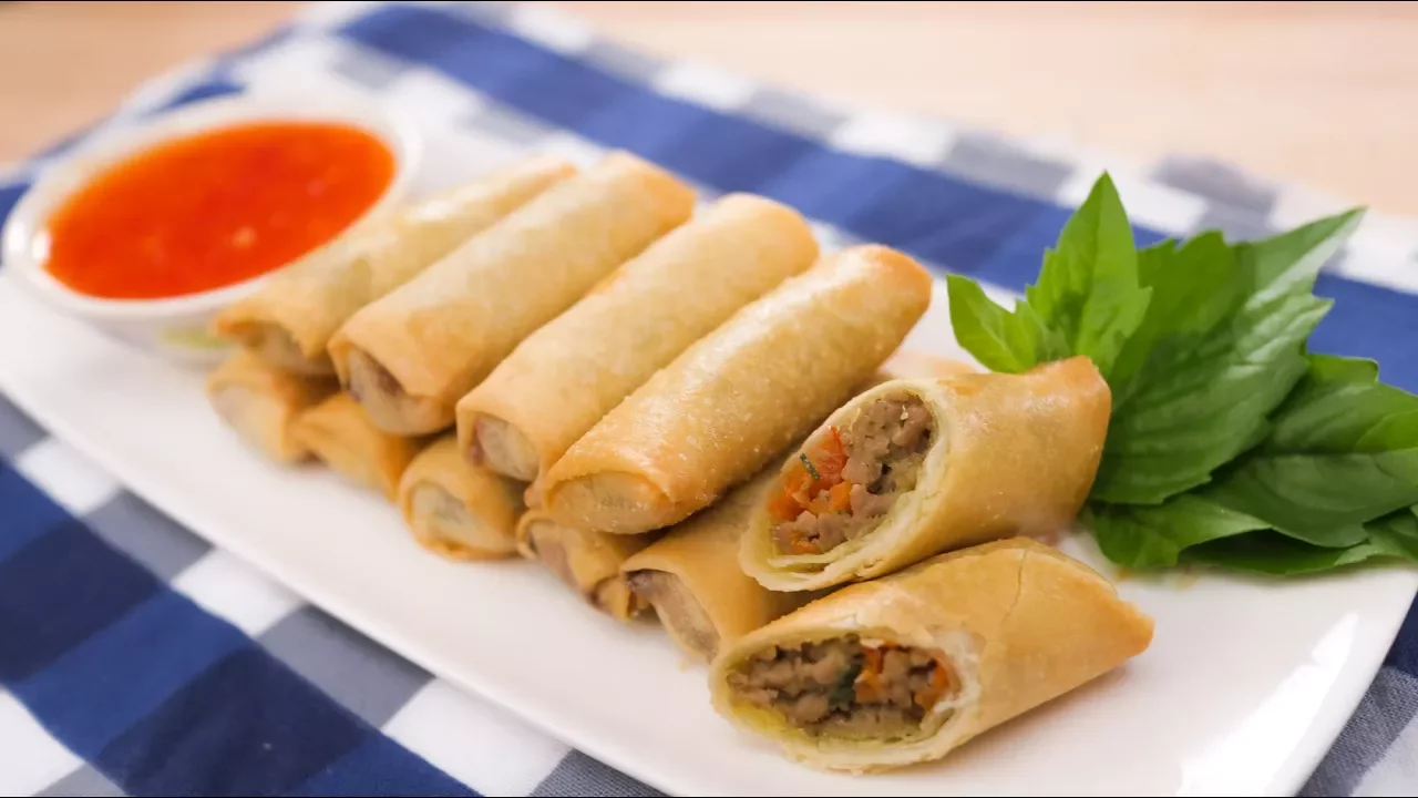 Green Curry Spring Rolls Recipe   Thai Recipes 