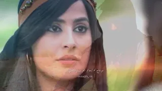     خايف من الناس بعيوني   يشوفونه        أصبحت حتى على آسمه مامعي طاقه   أصد صدت عزيز شاف ماعاقه   دندنها