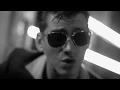 Download Lagu Arctic Monkeys - Do I Wanna Know? (Live at Avatar Studios)