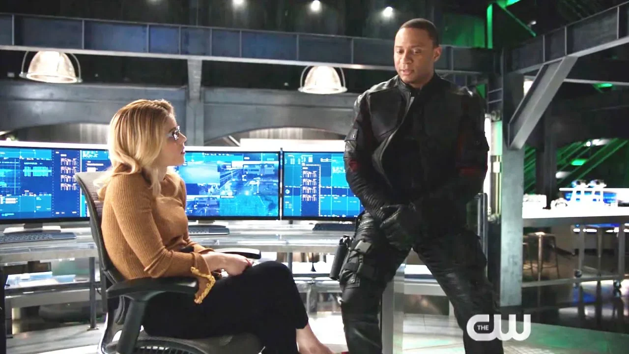 Diggle and Felicity [7x15] "I think you're onto something big"