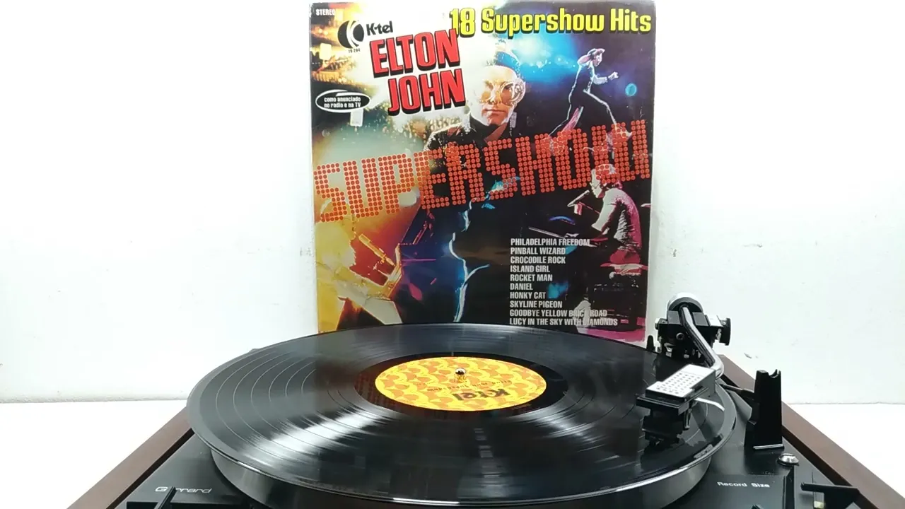 ELTON JOHN  – LP18 Supershow Hits (Vinil 1977) - B