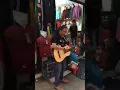 Pengamen suara Emas lagu minang di bukit tinggi sumatra barat