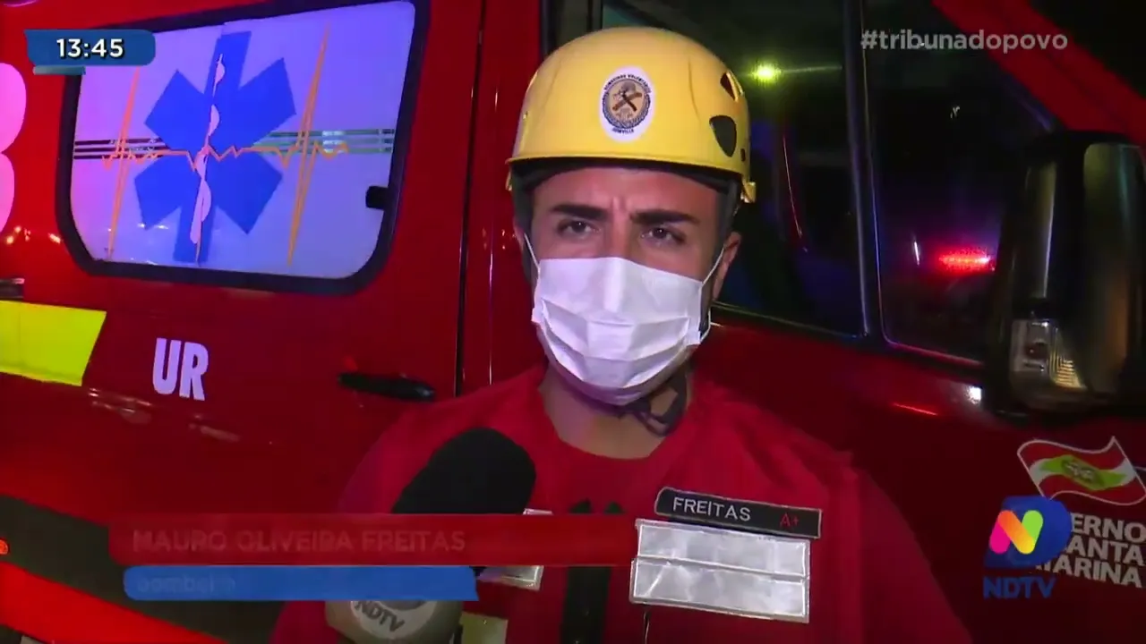 Motociclistas ficam feridos em acidentes