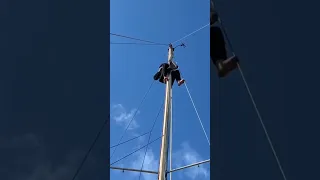 Up the mast for the first time 😳🤬😭😂 #sailing  #boatlife #mast #climbing