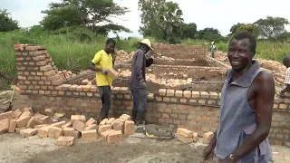 Construction The Art Of Laying Bricks 