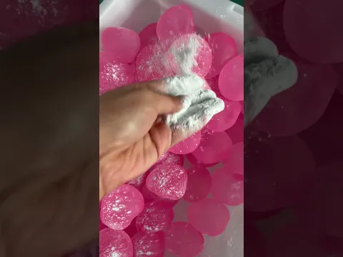 The difference between sticky and non-sticky squishies is whether powder is added!#Squishy #Sticky