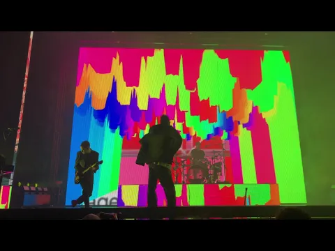 Download MP3 The 1975 - People (Live) [4K]