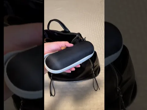 Clica na TELA pra ver essa  mochila super espaçosa e com preço top. #moda #bolsas #youtubeshopping