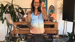 DJ Andre Meyer live na Radio Sinkro