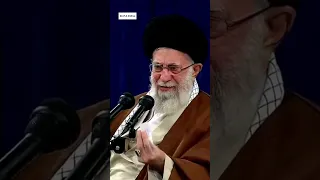 سخنرانی پر گوز خامنه ای ۵ گوز در ۶۰ ثانیه 
