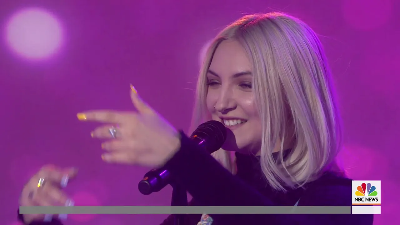 Watch Julia Michaels sing ‘Anxiety’ live