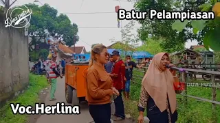 Download BATUR PELAMPIASAN || VOC.HERLINA  || DUA PUTRA_LIVE MEKARJATI HAURGEULIS MP3