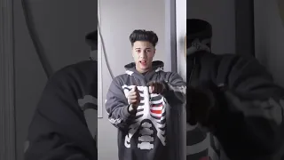 وبابي بيخبط ظابط يكلمني        دندنها