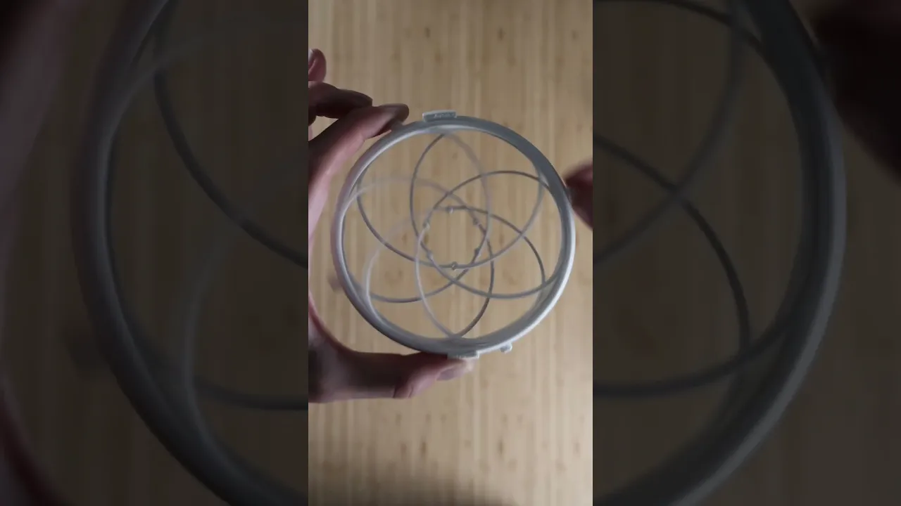 Compliant Iris Mechanism video thumbnail