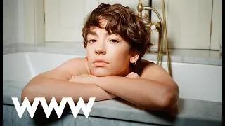 Brigette Lundy-Paine It Girl It Brand Who What Wear