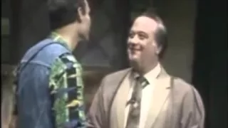 مشهد كوميدي محذوف من مسرحيه ع الرصيف مشهد كوميدي محذوف من مسرحيه ع الرصيف