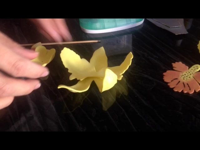 COMO FAZER ORQUIDEA DE EVA MODELO CATTLEYA